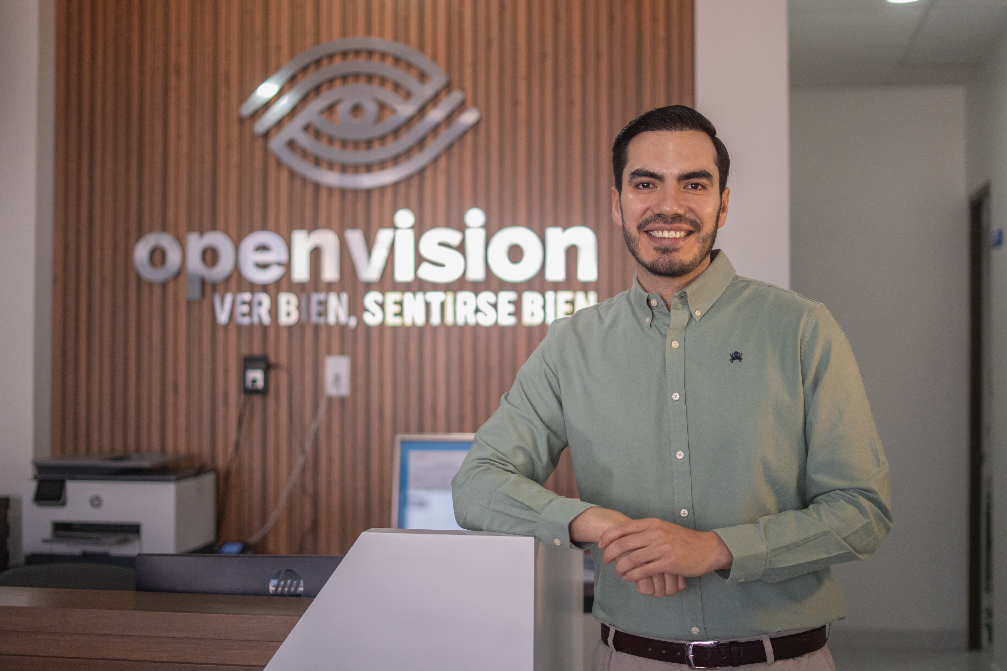 Dr. Raúl Zuñiga